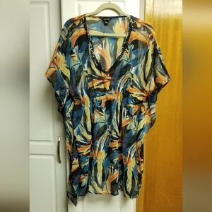 👙Jessica print beach cover up with batwing sleeves and synched waist